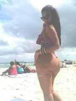****** Island girl mixed goddess ***** 80 ::: 80 call if you can handle me!!!
