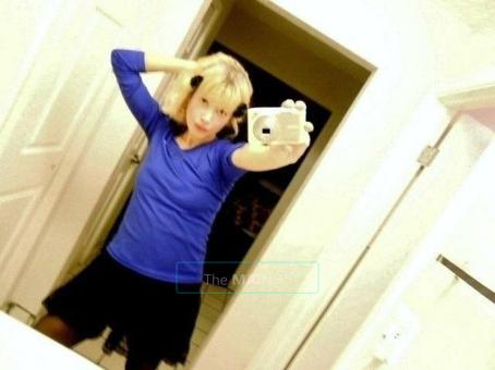 Blonde ------------ Discreet Incall / Outcall SFV,VEN,LA ---------- 24 Hrs ------- Gr8 Massage, 28