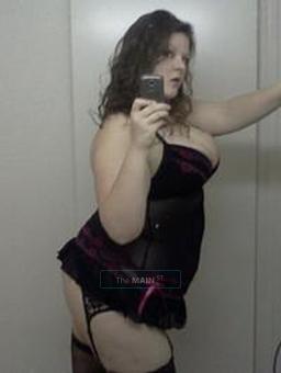 guess whos back its sweet anita come see me while you can busty brunette beauty, 22