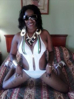 Mizz Sexy Foxy Brown! best in town!, 24
