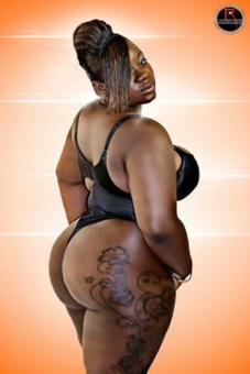 Exotic & ChoColate â€¢ â€¢ PhAt Azzâ€¢â€¢CURVY 48d-24-38 Slim Azzz WAISTâ€¢ â€¢Incall Special 60rose, 19