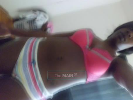 If youre looking for a sexxy petite ebony woman, give Cris a call @ 859-402-5657 Serious guys only, 24