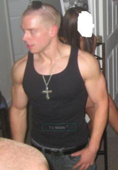 Body Rub Wanted, 27