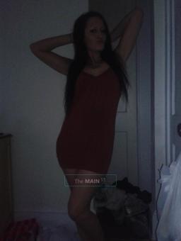 rBeautiful rSophisticated rReady Ashley and Erika, 23