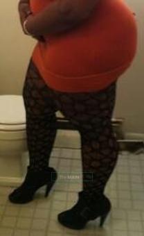 Big Booty Super Thick 54 in juicy booty, 25