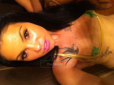 ** NeW ** ? ViSiTiNG ? PeTiTe ? WeLL ReVieWed ? LaTina ? BeAUTy *Williston*, 20