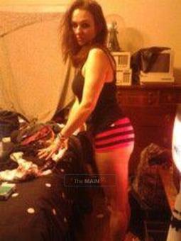 Hot AMerican Hottie, 33