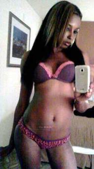 //**Freshly waxed Ebony Queen**\\, 18