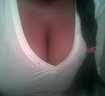 Need to relax ? A rubdown may do the trick! Downtown area, 24/7, OUTCALL only
