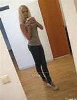 Sexy Playful Bombshell, 24
