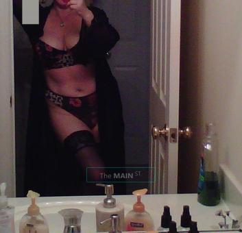 Special sensual P_R_O_ST_AT massage for men who likes extra, 44