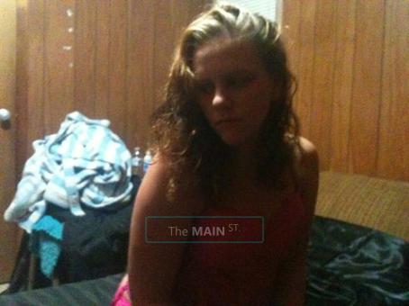 Classy Lady Lookin For A Gentlemen, 23
