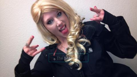 BlondeÂ°Â° Â°Â° Â°Â°Brunetteâ€¢â€¢ â€¢â€¢ â€¢â€¢, 21