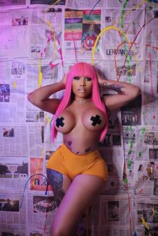 9’ HUNG BARBIEE, 25