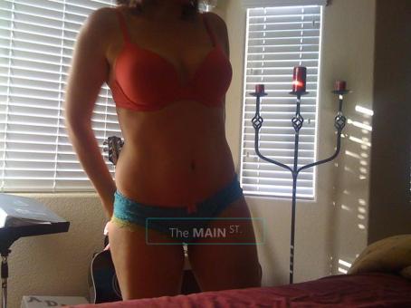 Sexy HOT Brunette for Sensual Full Body Rub, youll be coming back again and againâ€¦, 36
