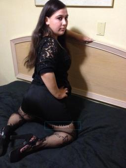 ***SeXy, CuRvY MaTuRe YoUnG WoMaN***, 22