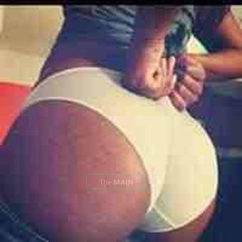 ........ A ........ SEXY and ....... HOttie ......., 27