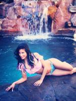 Jasmines second getaway, 22
