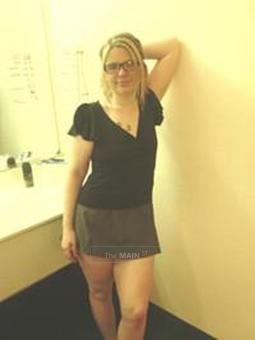 Come experience a one of a kind girl for the best weekend treat yourself right!!!, 23