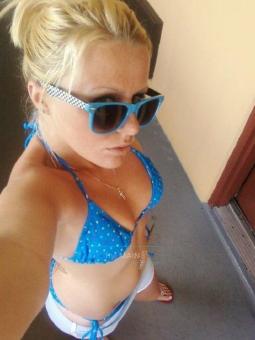 !!Hot, petite blond with warm, soothing hands!!, 24