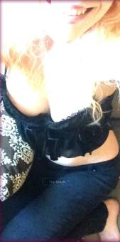 Tantalizing massage with a sensual blonde--must see:), 23