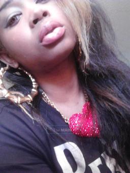 ***E b o n y / p u e r t o rican$pecials***, 21