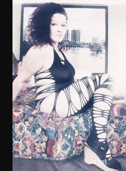 ONCE IN A LIFETIME ?? OPPORTUNITY.. 2 YES TWO SADISTIC MISTRESS'S, 33