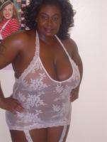 Busty "French Specialist" 40DDD, 37