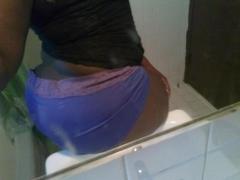 >>>} JUICY,, WIT ALL THIS BootY.., 23