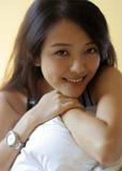 Eva--new to Naples--your dream therapist