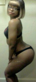 the foreign girl you always wanted**** Are u ready to spank me, 19