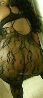 AvAiLaBLe RiGhT NoW â€¢.Â¸â˜…Â¸.â€¢ Sexy Mixed Ebony and Trinidadian Mix â€¢.Â¸â˜…Â¸.â€¢ *2 girl sho, 23