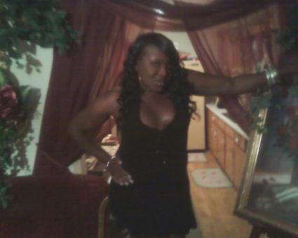 Transsexual Eboney beautie