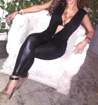 *~InDePeNdAnT & PrIvAtE~* Whats the TEMP in MY JACUZZI?? Come See!! ALL Sessions TOPLESS ;), 27