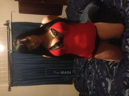 Classy Eve & A, Beautiful** Native Princess, 21