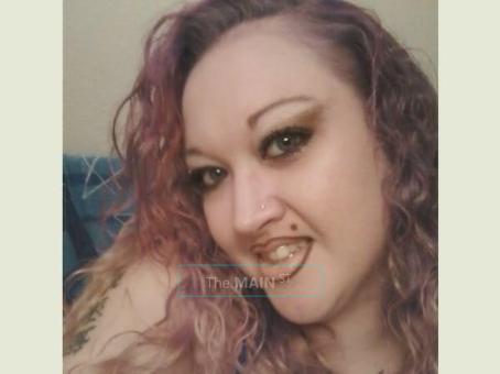 ***Blue Eyed Big Titties***