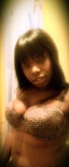 Stunning â˜… Ebony â˜… Killer Curves â˜… New in town