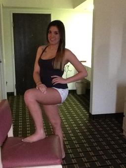 NEW GIRL!!!! Single n ready to mingle. Call me ASAP!!!!, 21