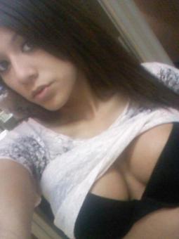 â™¥ B U S T Y BRUNETTE -- one call away â€¢â€¢â˜…, 23