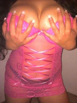 ***** VIP TREATMENT ***** Exotic Curvy CALI ;), 26