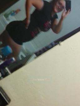 New in Town... Thick, Sexy, Seductive Female Looking to play...., 25
