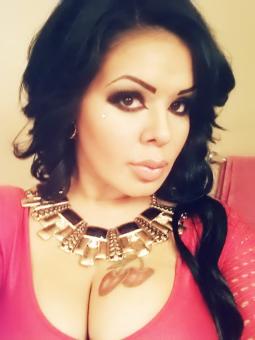 New in town! Sexy busty latina, 22