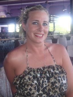 Cynthia, 34