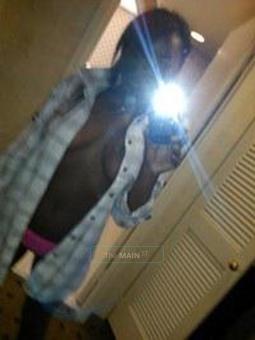 Pretty AND Petite Ebony Jordan {{NeW iN tOWN}}, 21