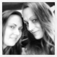 â˜…â˜…â˜…â˜…â˜…â˜…â˜…â˜…â˜… â˜…â˜…â˜…â˜… 2 Beautiful Brunette BOMBSHELLS with Great Attitudes WAITIN, 34