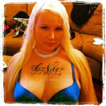 120 SPECIALS. ****** HOTT BLONDE ....... Dont Miss Out ........ HOTT BLONDE ***** 120 Specials, 22