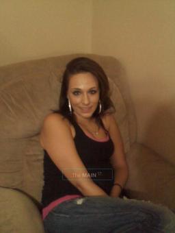 **** Stunning Italian Goddess ****, 25