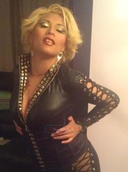 (Â¯`v Â´Â¯) Sexy LATINA ... 100% Real .... 100% Independent .... (Â¯`v Â´Â¯)