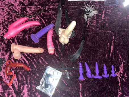 Ultimate playmate GODDESS “AMIL ” will dominate you INTOLERANT!, 35