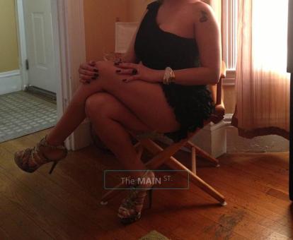 Hey baby come and check me out... I am ready to party..., 21